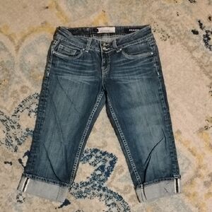 Vigoss Women's Cropped Blue Jeans